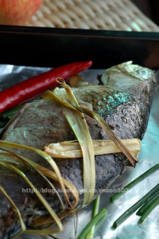 香茅草烤鲫鱼的做法