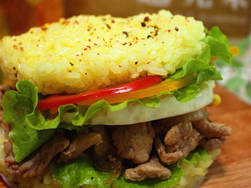 姜姜好米汉堡的做法