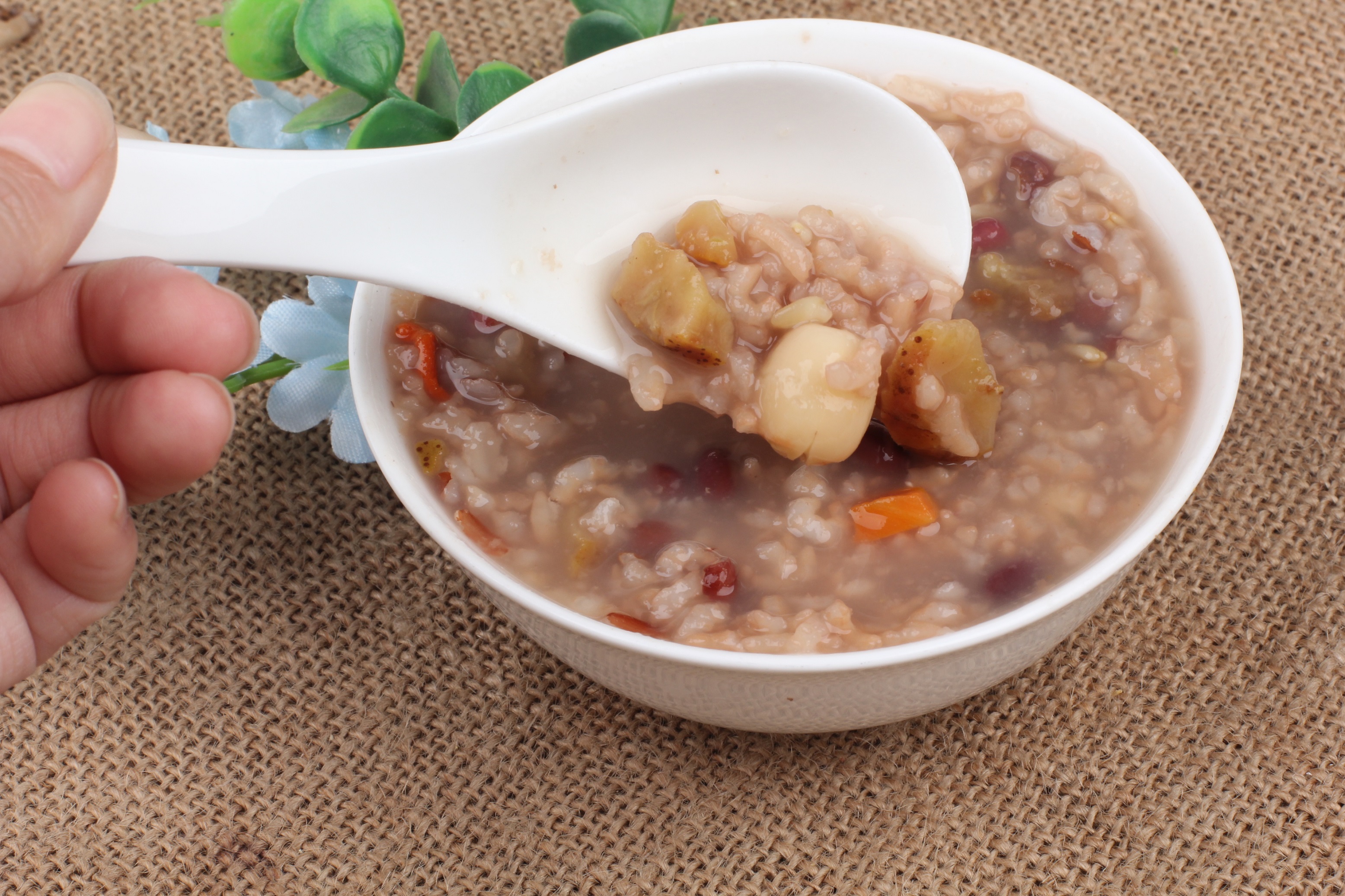 酸甜山楂粥 酸酸甜甜女神你瘦了吗的做法