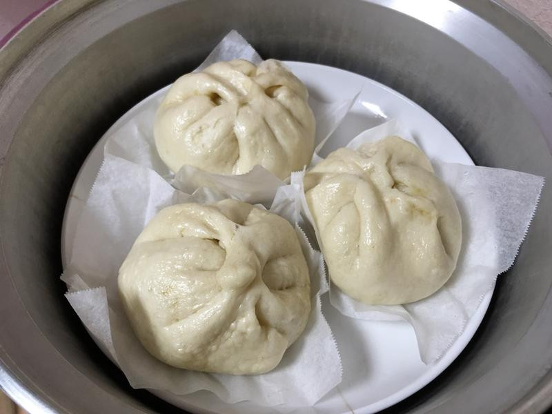 青葱肉包高丽菜包的做法