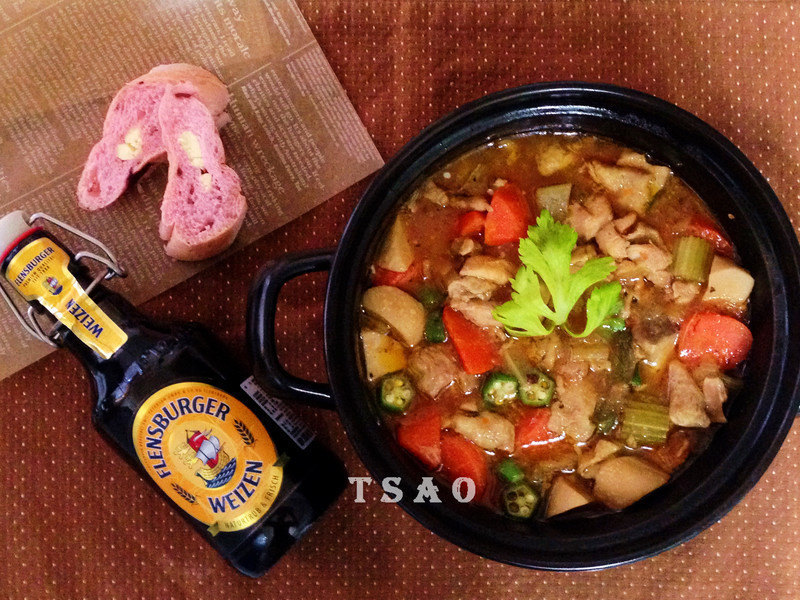 私房~黑麦啤酒炖鸡(不加一滴水)的做法