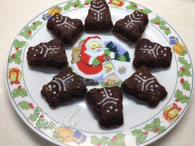 耶诞巧克力小蛋糕的做法