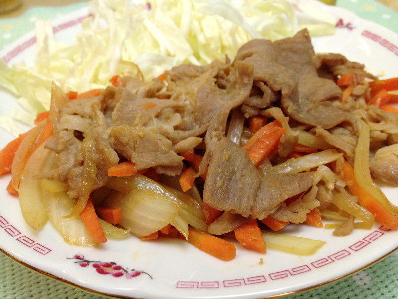 日本家庭味「姜烧猪肉」的做法