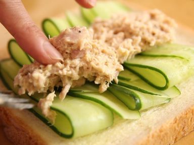 �����������˾������