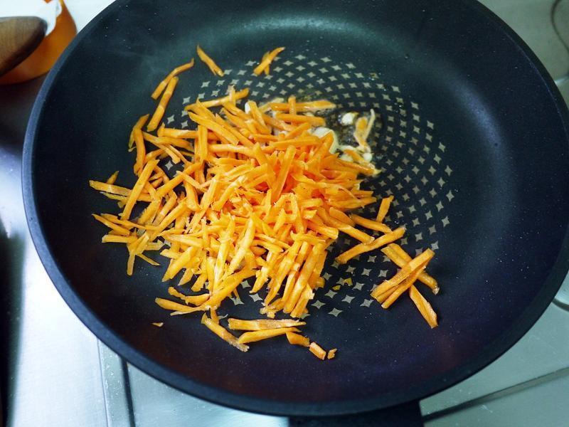 �۲˳���Ƥ������