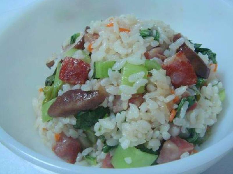 香肠菜饭的做法