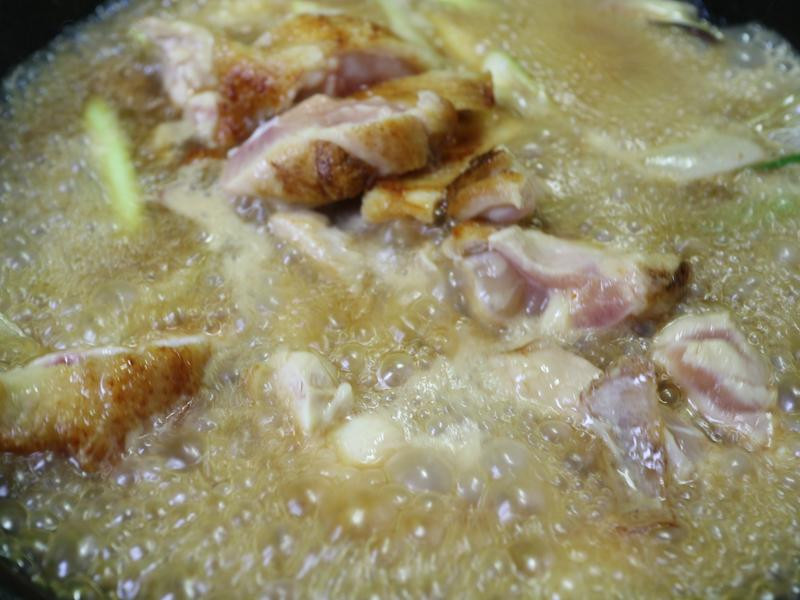 ��м����׷۵�����