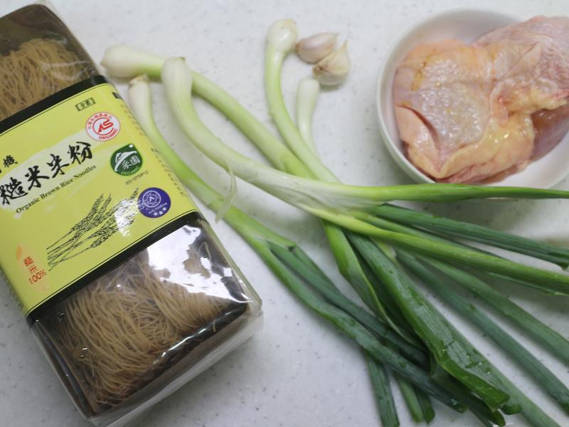 ��м����׷۵�����