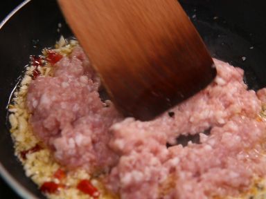 ��θ�ᶹ����ĭ�㵱������