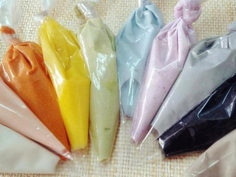 �����ҳ�������ɫ��Ȼ��ɫ�ص�����˪������