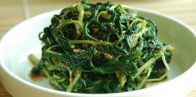 ������ɫ����Ҷ������