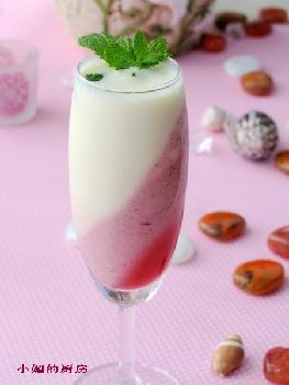 杨梅酸奶慕丝杯的做法
