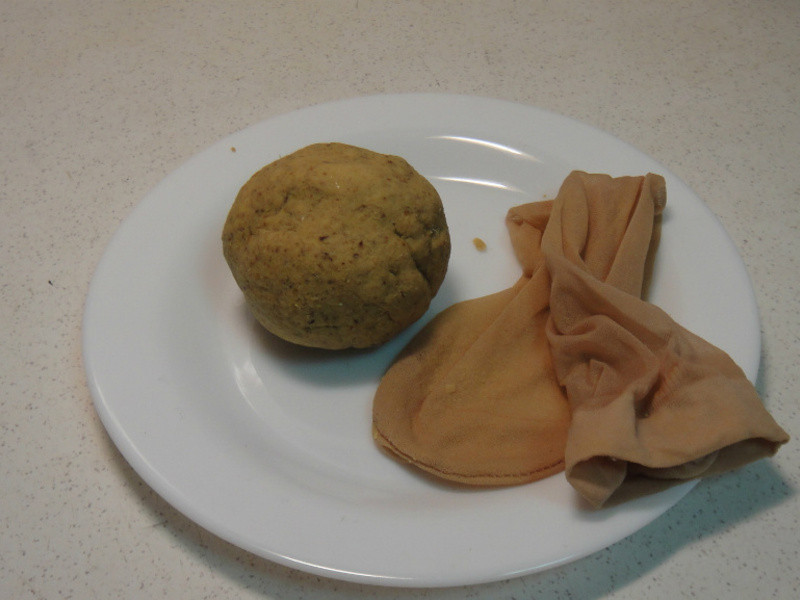 ����� ������ �ɹ��� �Դ� ���Ʒ�������