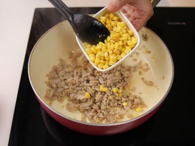 �������鳴޼�󷹵�����