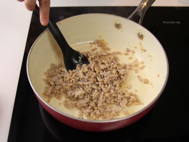 �������鳴޼�󷹵�����