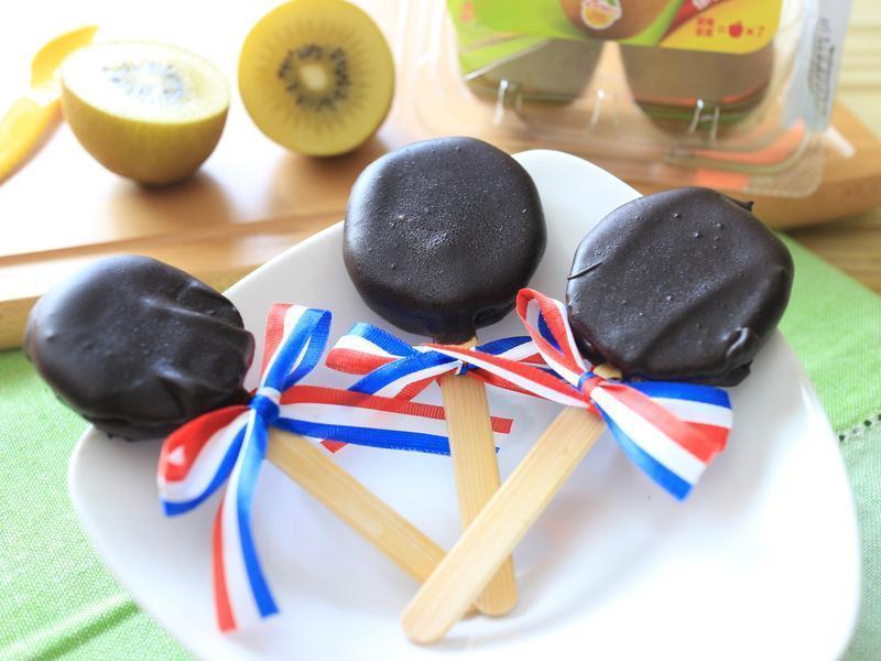 �ɰ�ӭ���硾С��ʳ�á�������