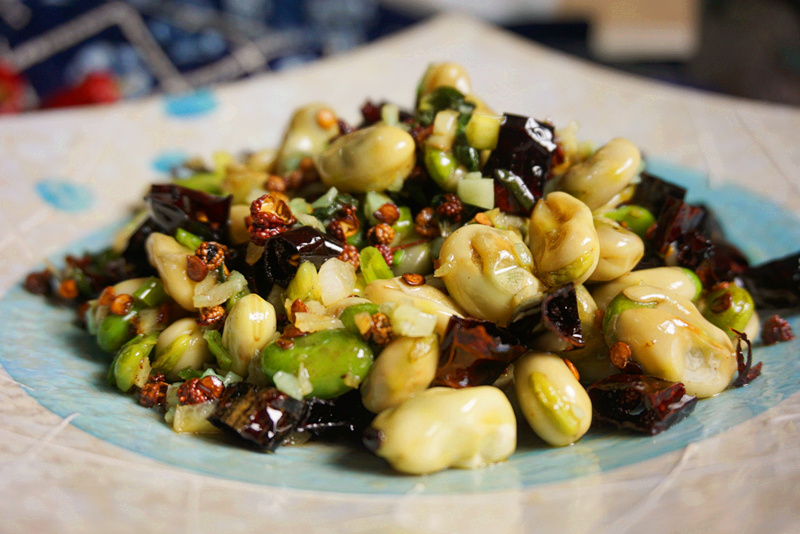 �������ڲ϶�������