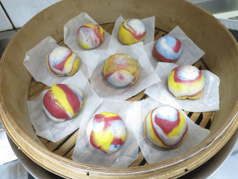 ��ɫ������ͷ������