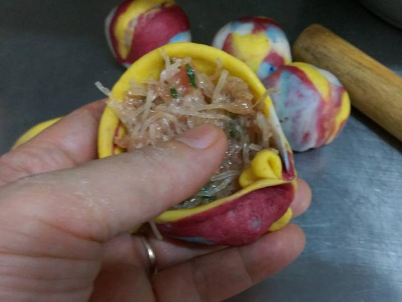 ��ɫ������ͷ������