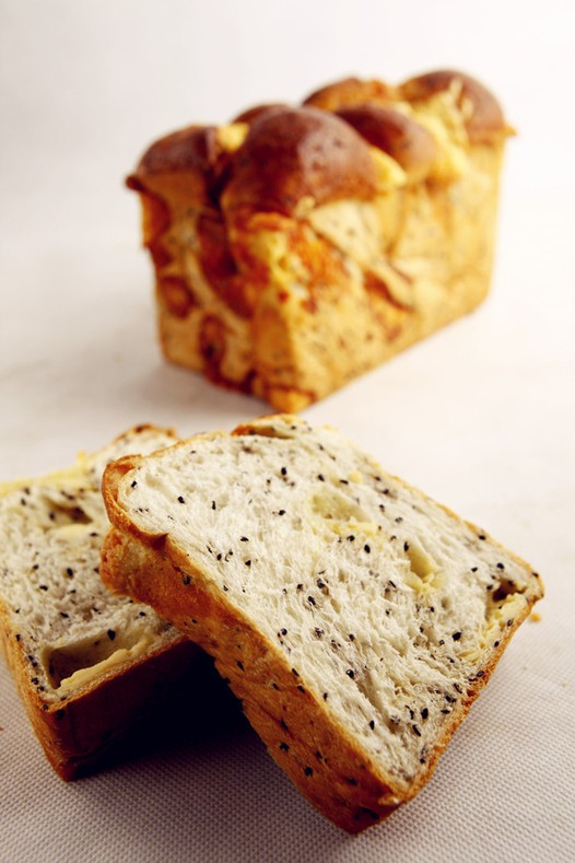 黑芝麻芝士吐司的做法