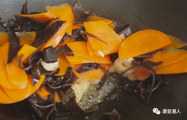 ����ľ����Ϻ�ʵ�����