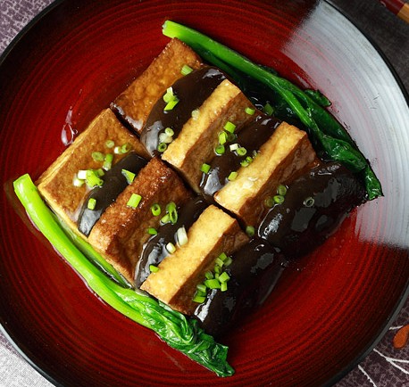 北菇烧豆腐的做法