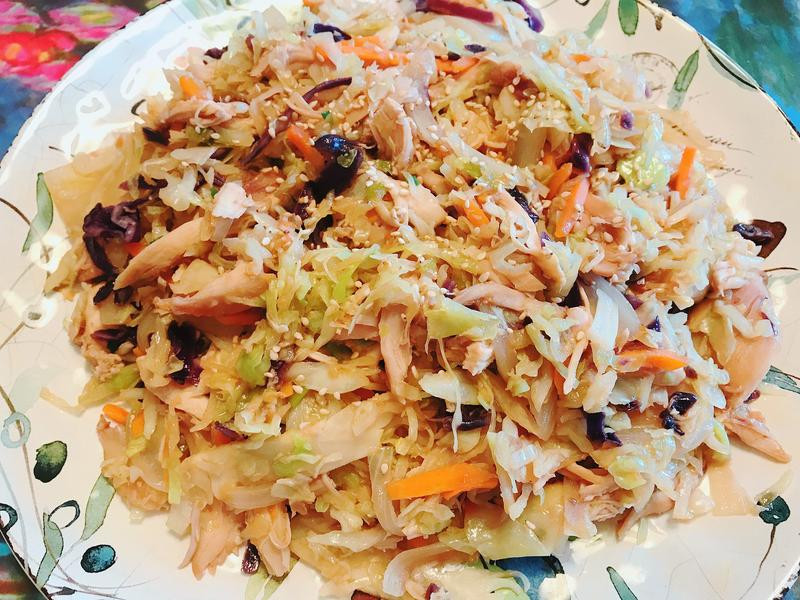 ������ɫ��˿������