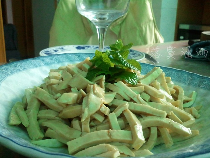 �����ؼ�˿������