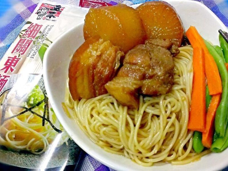 �ܲ����� { ��ľϸ�ض��� }������