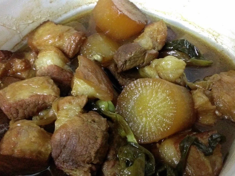 �ܲ����� { ��ľϸ�ض��� }������