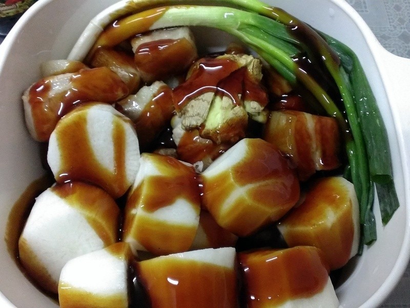 �ܲ����� { ��ľϸ�ض��� }������