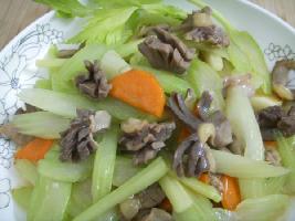 ���۳����ӵ�����