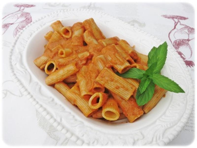 全蔬菜丝绒酱汁义面的做法