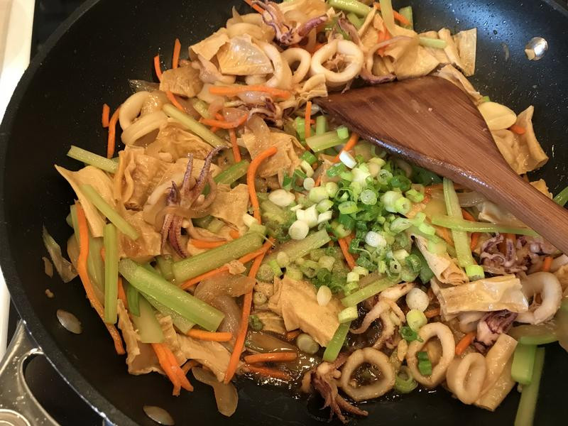 ���㸯�񳴻�֦������