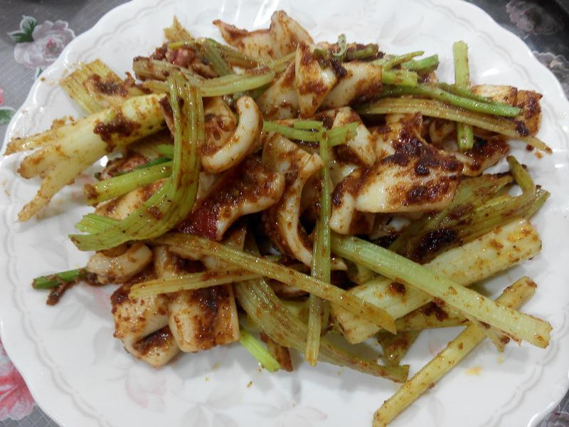 ɳ�賴��֦������