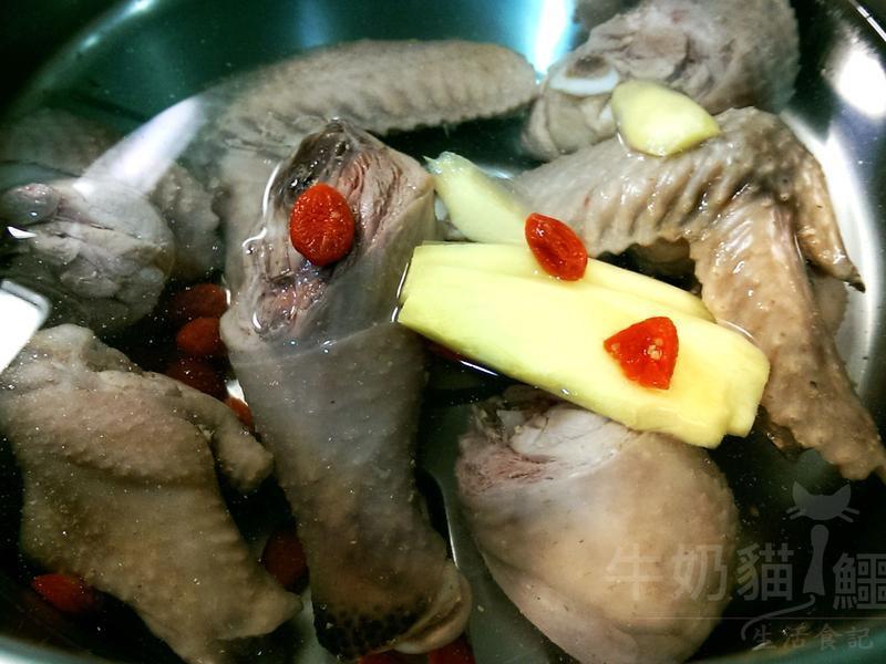 ��轼��������������������