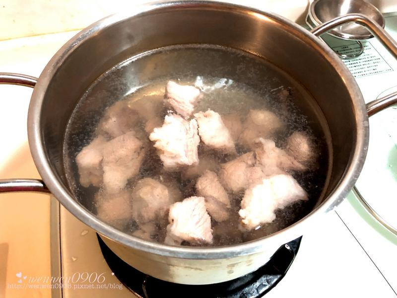 ������±���ֵ�����