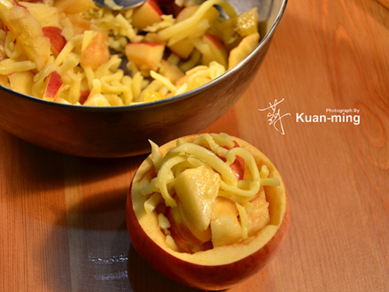 �����ʳ�ס�֥��ƻ�����ɣ� Cheesy Apple . . . Pie������