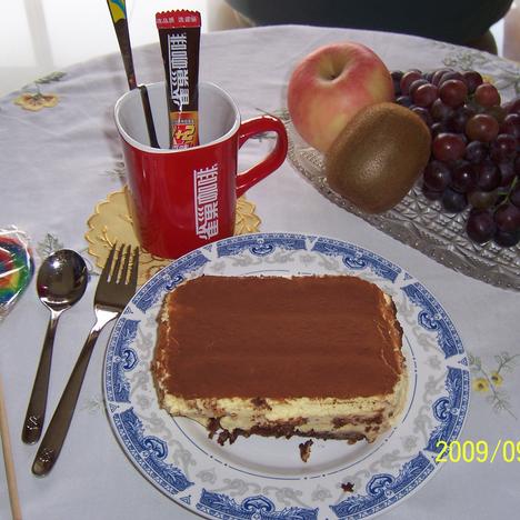 从简单做起--不用烤箱的 提拉米苏的做法