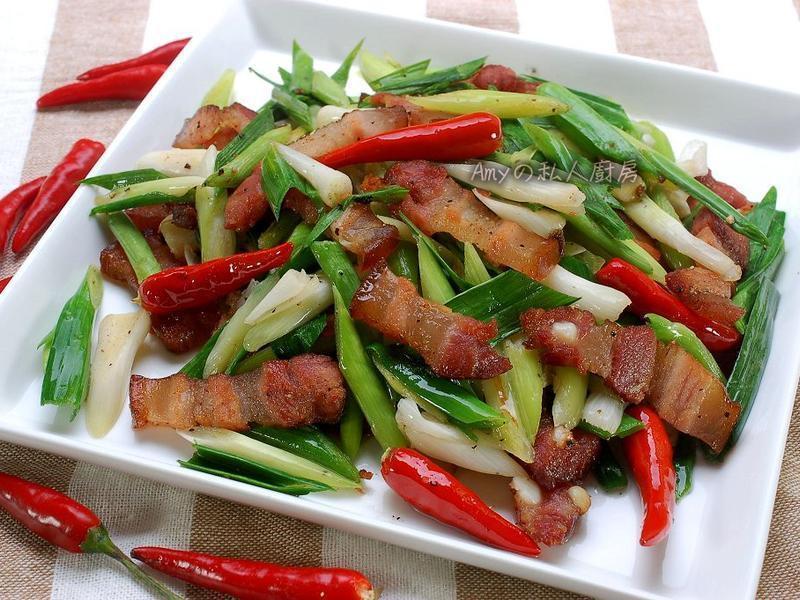 【蒜苗炒腊肉】的做法