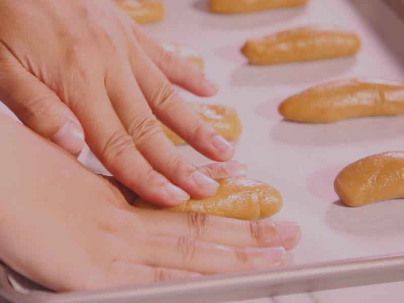 �ɰ�������ָ���ɵ�����