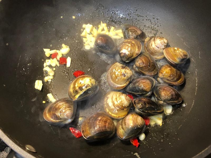 �׾Ƹ��۵�����