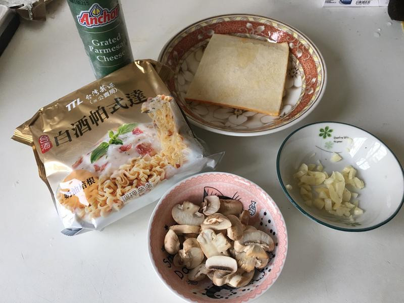 ��ŨĢ����˾�h���������