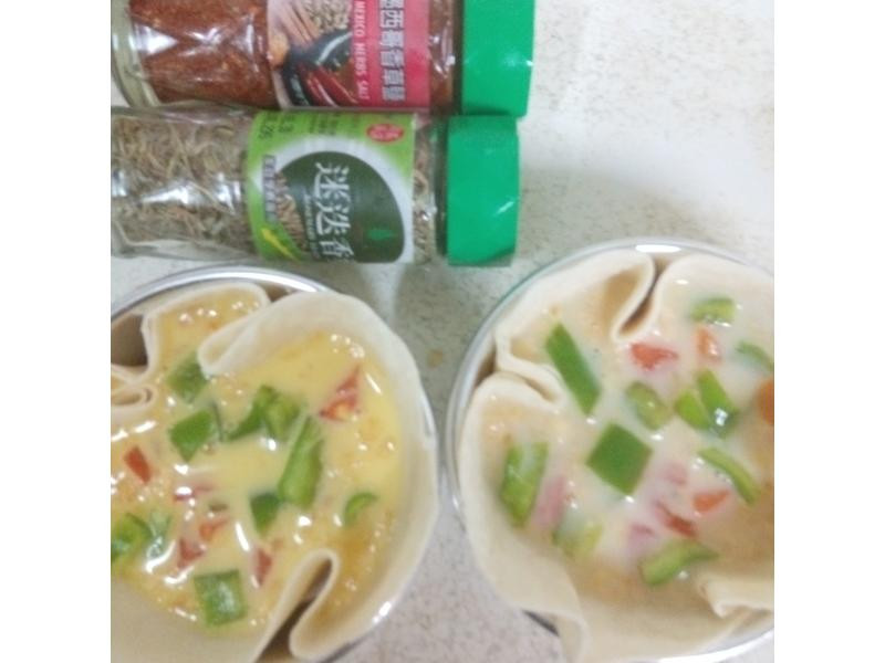 �߲�˫ɫ�浰������