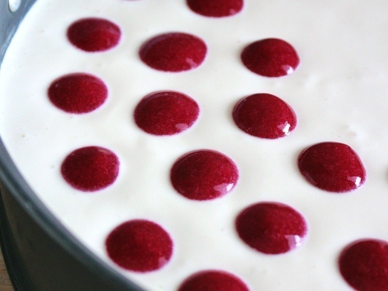 ��Խݮ�������ҵ��� Cranberry Heart Cheesecake������