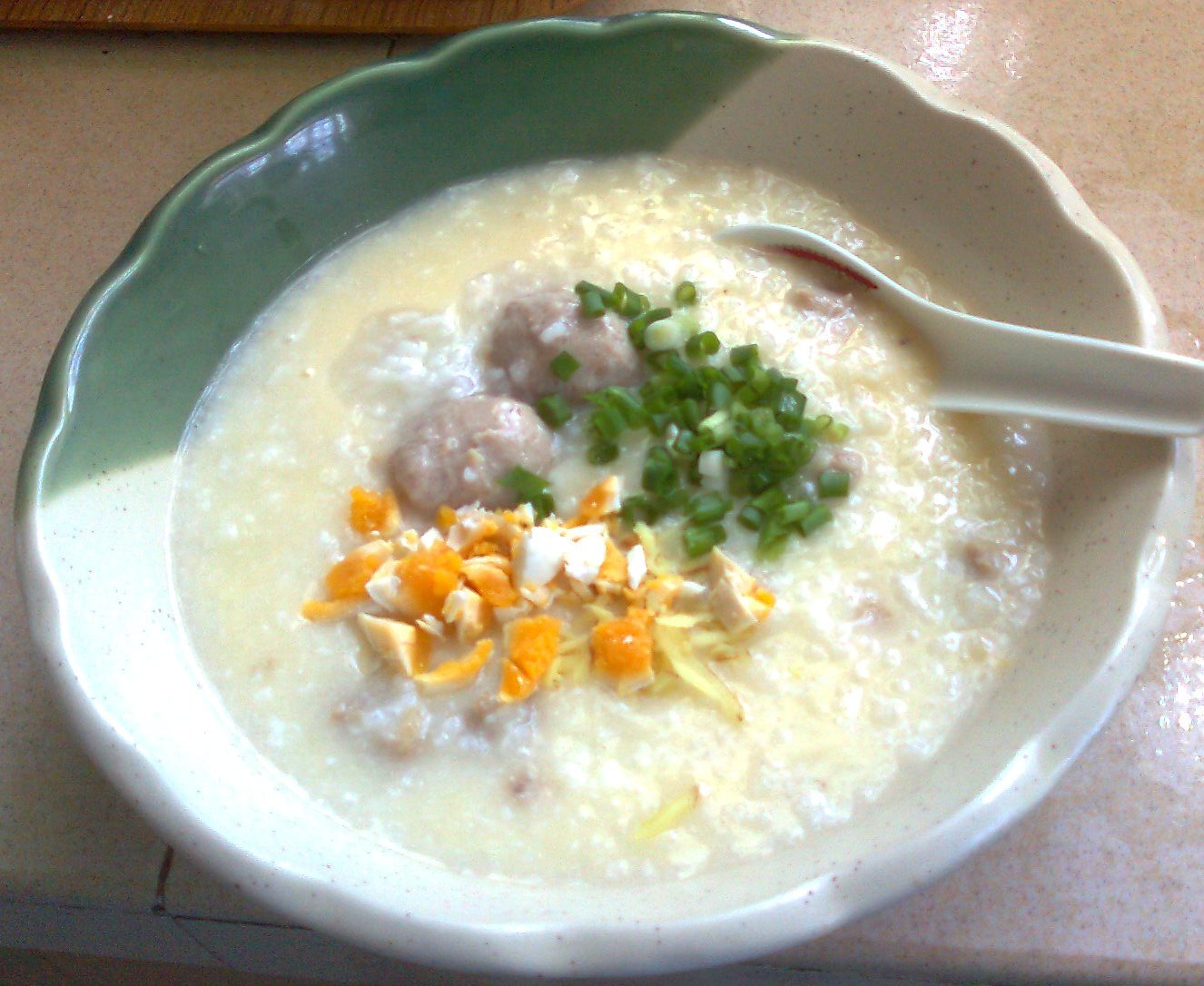 香港粥之鸡肉粥或瘦肉粥或鱼肉粥的做法