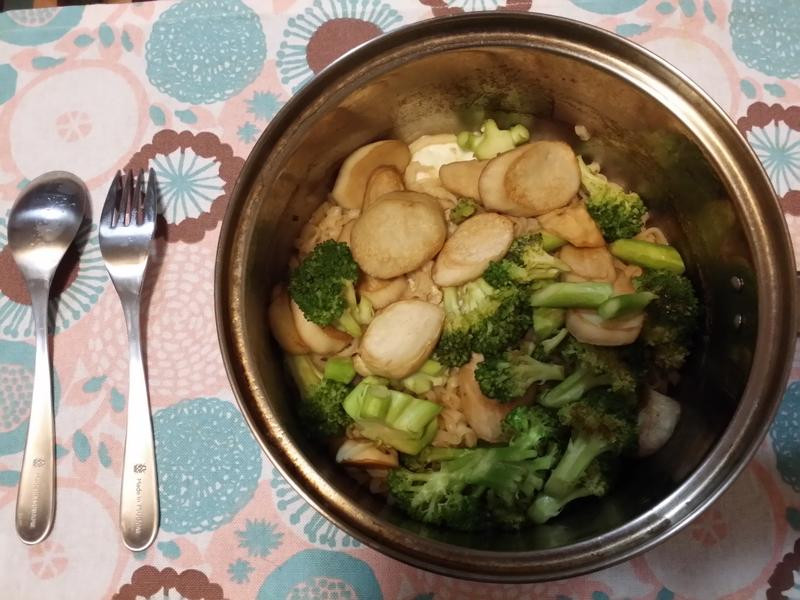 干煎杏鲍菇花椰菜拌面的做法