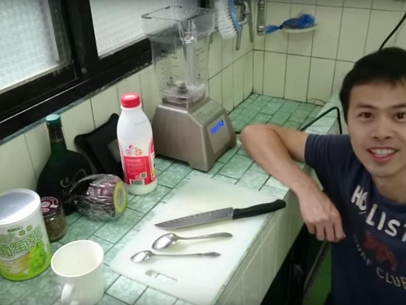 ����ţ�̺úȵ��ܷ�-С��ʳ�׵�����