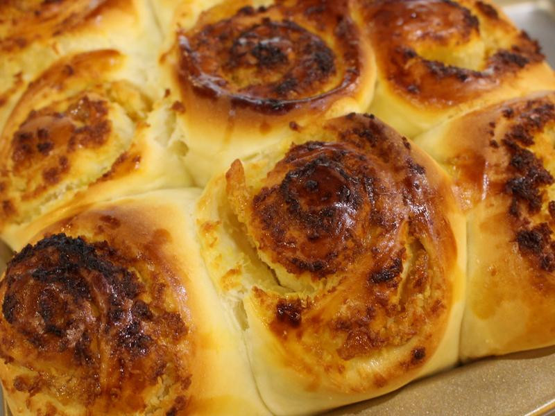 凤梨椰香面包卷的做法