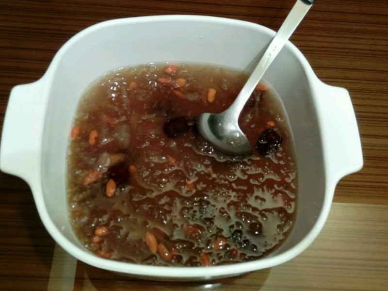 养身美颜冰糖燕窝的做法